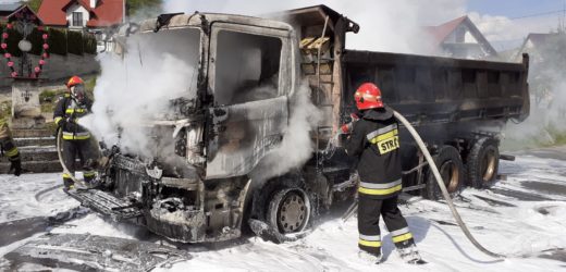 Pożar ciężarówki w Jasienicy