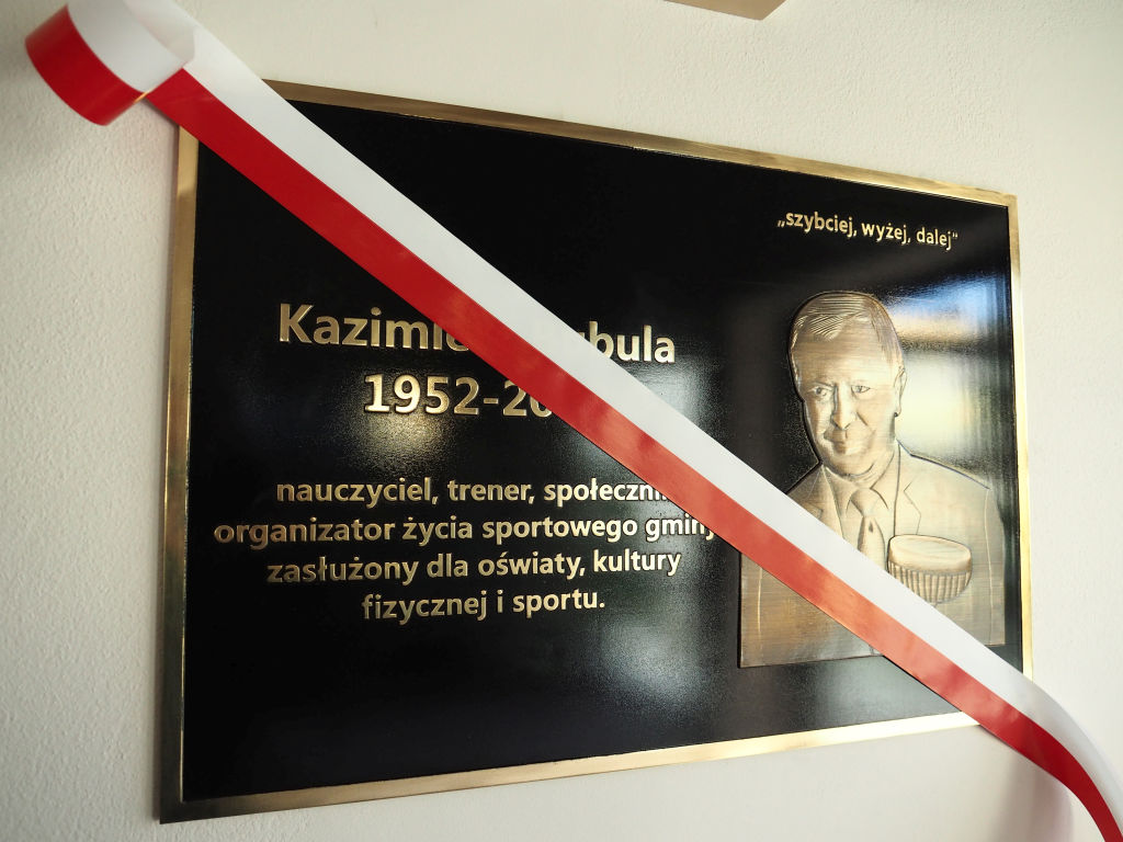 Hala sportowa w Wiśniowej nazwana imieniem Kazimierza Bubuli