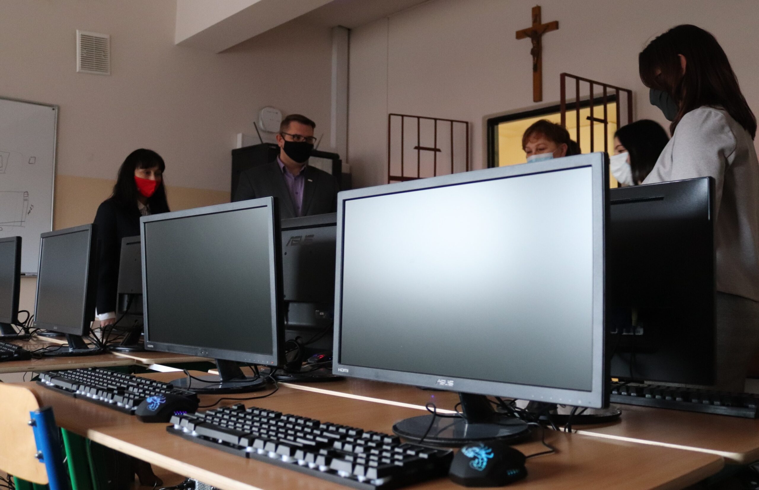 Szkoła w Osieczanach z nową pracownią komputerow