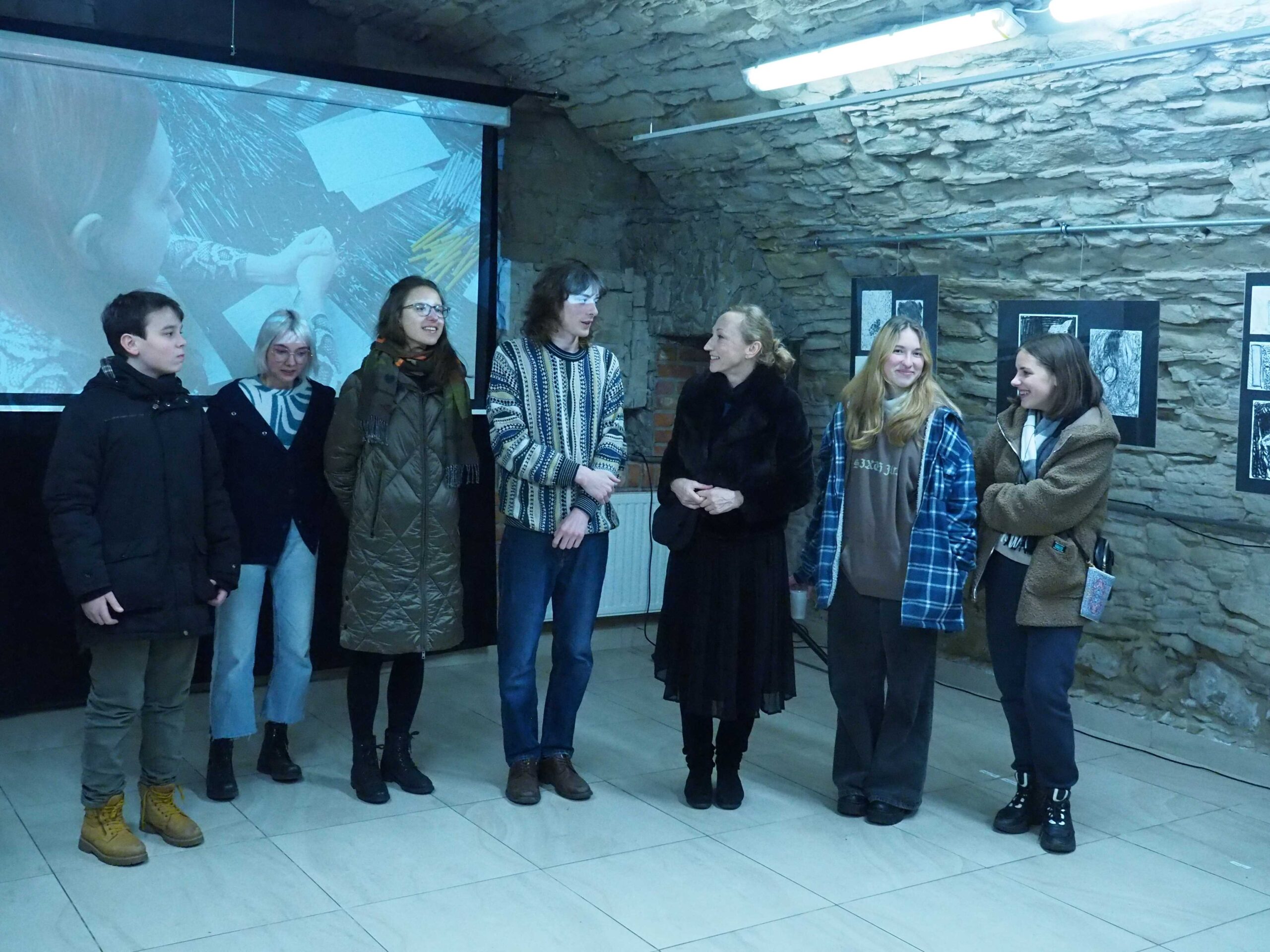                                  Młodzi graficy w „Piwnicy pod Lwem”