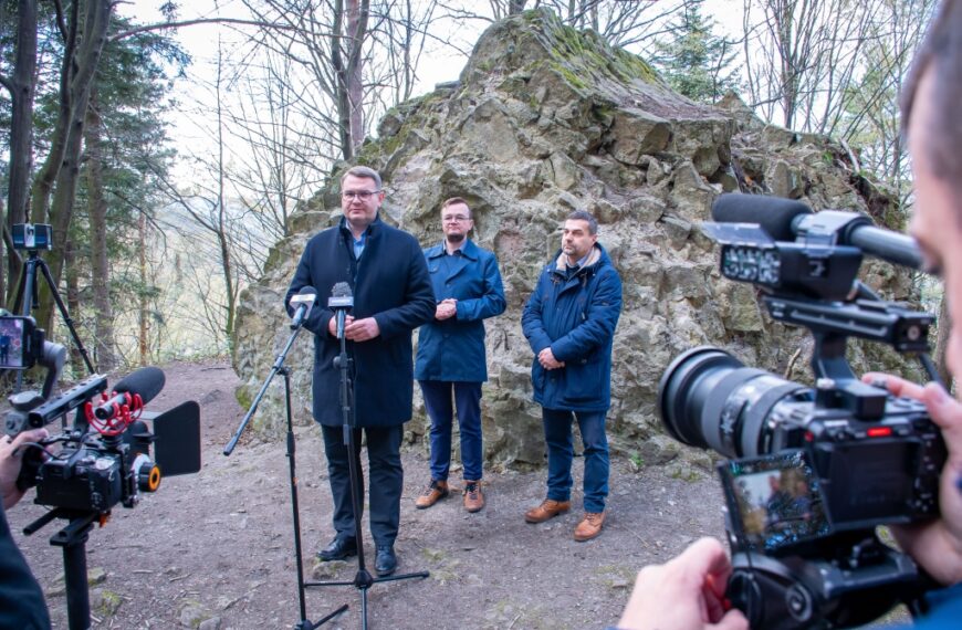 Myślenickie zamczysko pod lupą badaczy