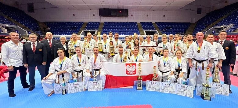 Historyczny sukces Myślenickiej Akademii Karate Byakko na Mistrzostwach Europy Seniorów Open i Pucharze Europy w Bukareszcie 2025